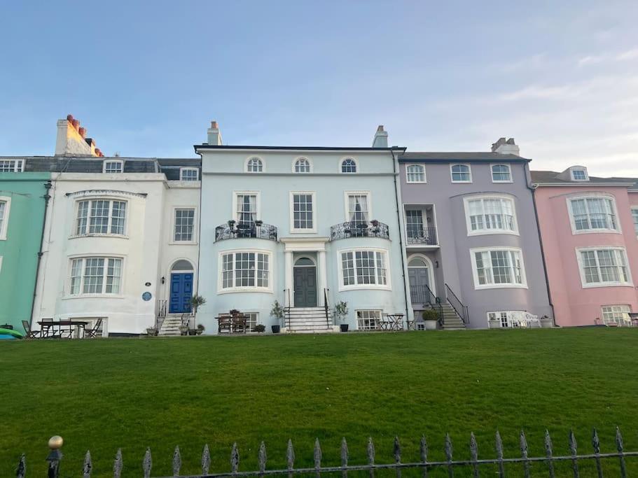 Appartamento Once Upon A Tide Herne Bay Esterno foto