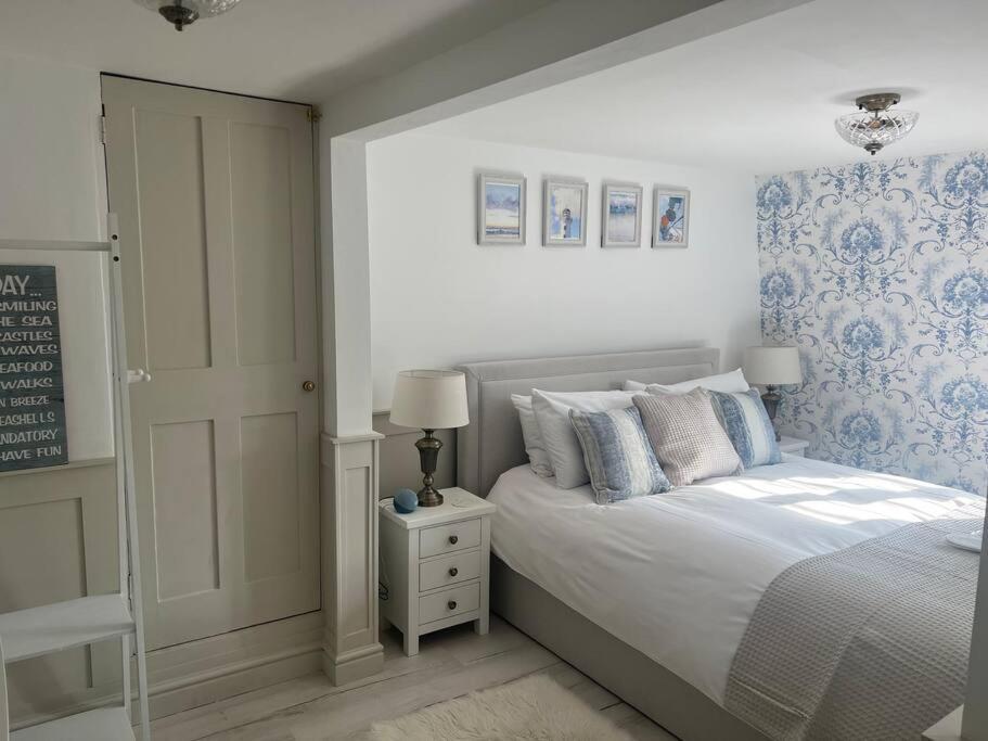 Appartamento Once Upon A Tide Herne Bay Esterno foto